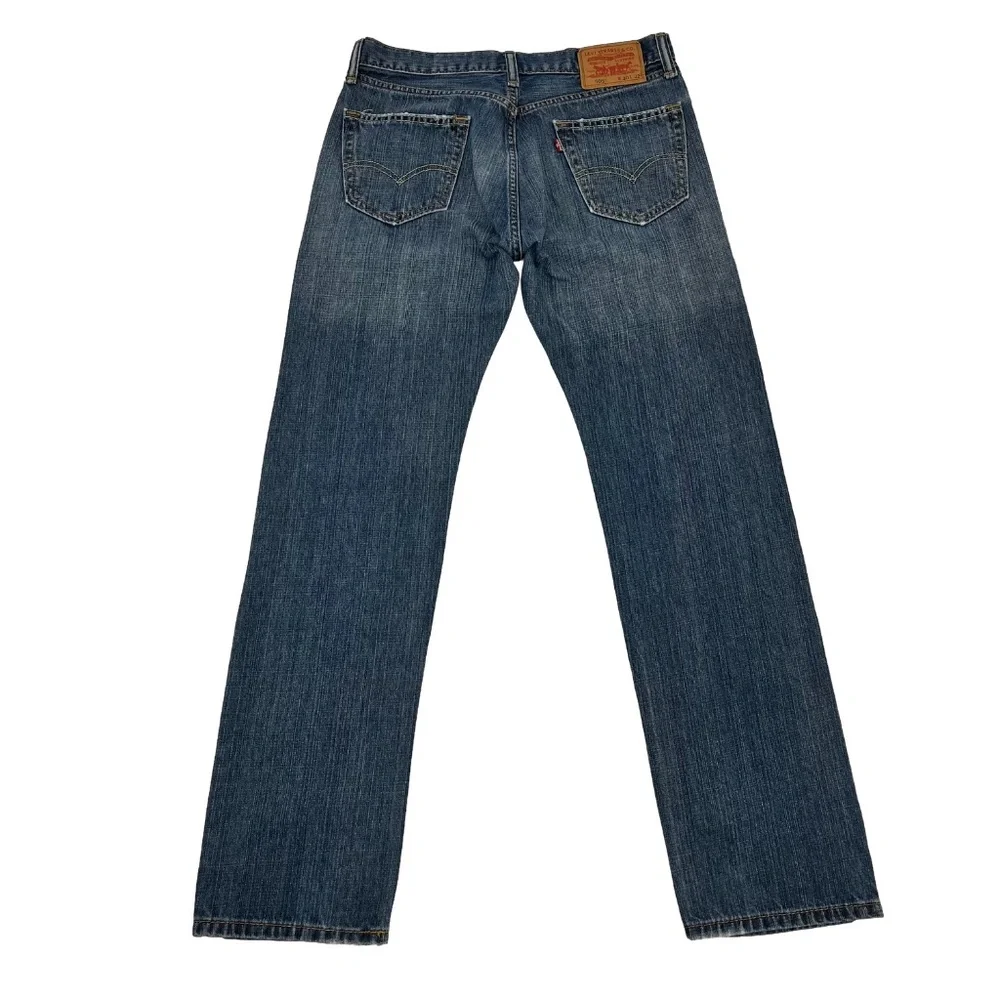 Levi's 505 Mens Size 30X32 Straight Fit Jeans Blue‎ Denim Pockets Retro Inspired